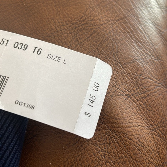 Sweater - Picture 2 of 3